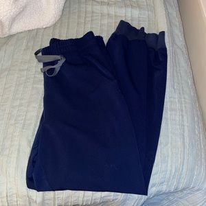 Women’s FIGS scrub pants